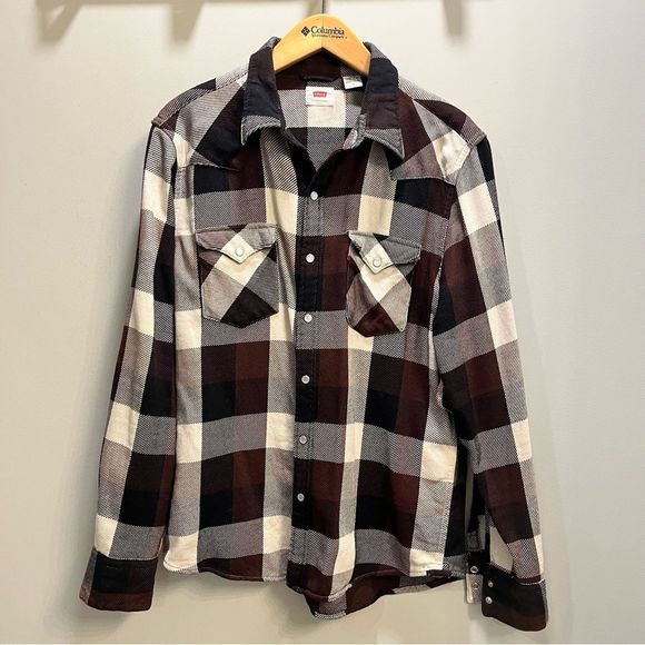 Levi’s Red Plaid Flannel Shirt Size Medium. - Picture 1 of 4